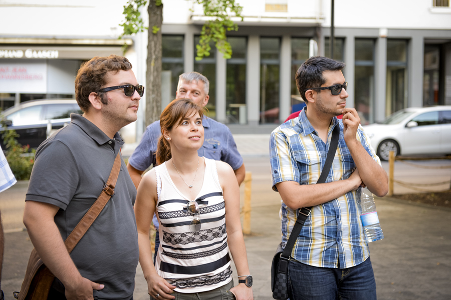 Une première visite guidée pleine de surprises / Geführter Stadtrundgang mit vielen Überraschungen